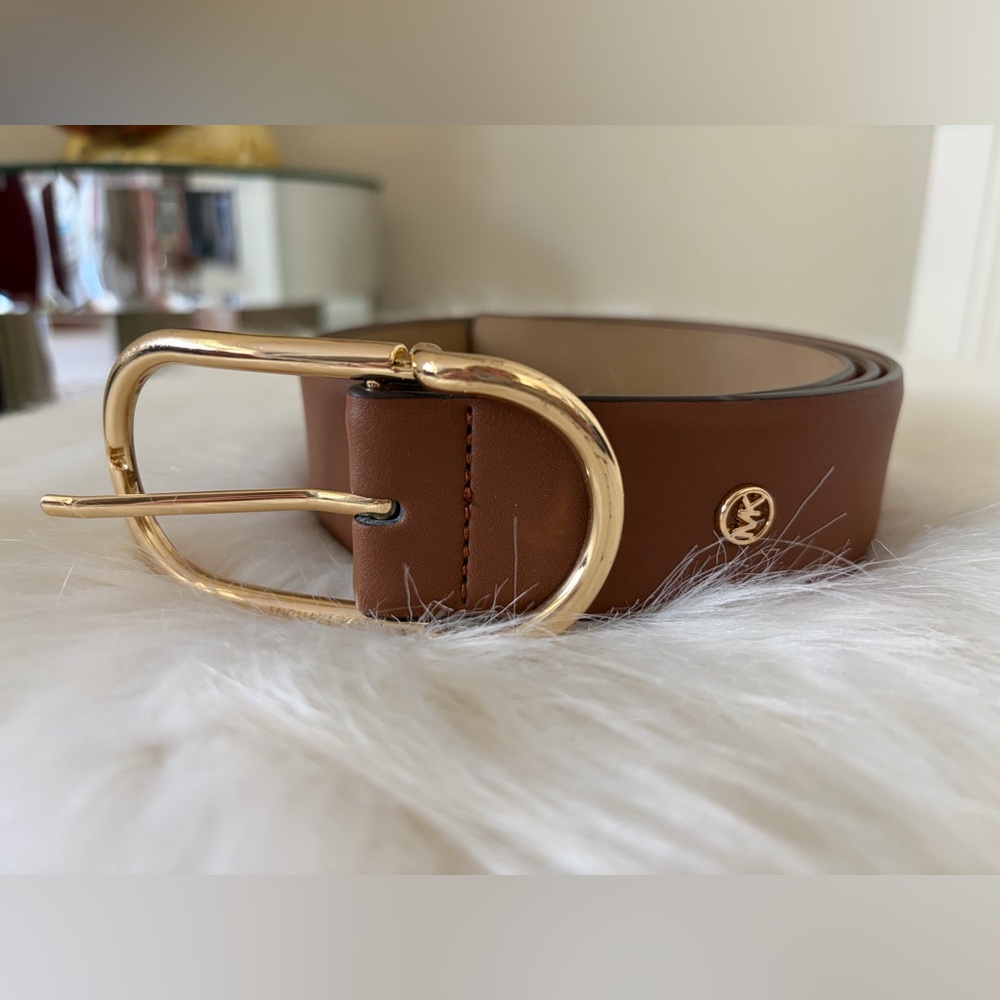 Michael Kors Tan Leather Belt with Gold Buckle - Size M